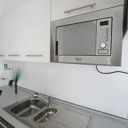 Local Primavera Αμαδόρα
